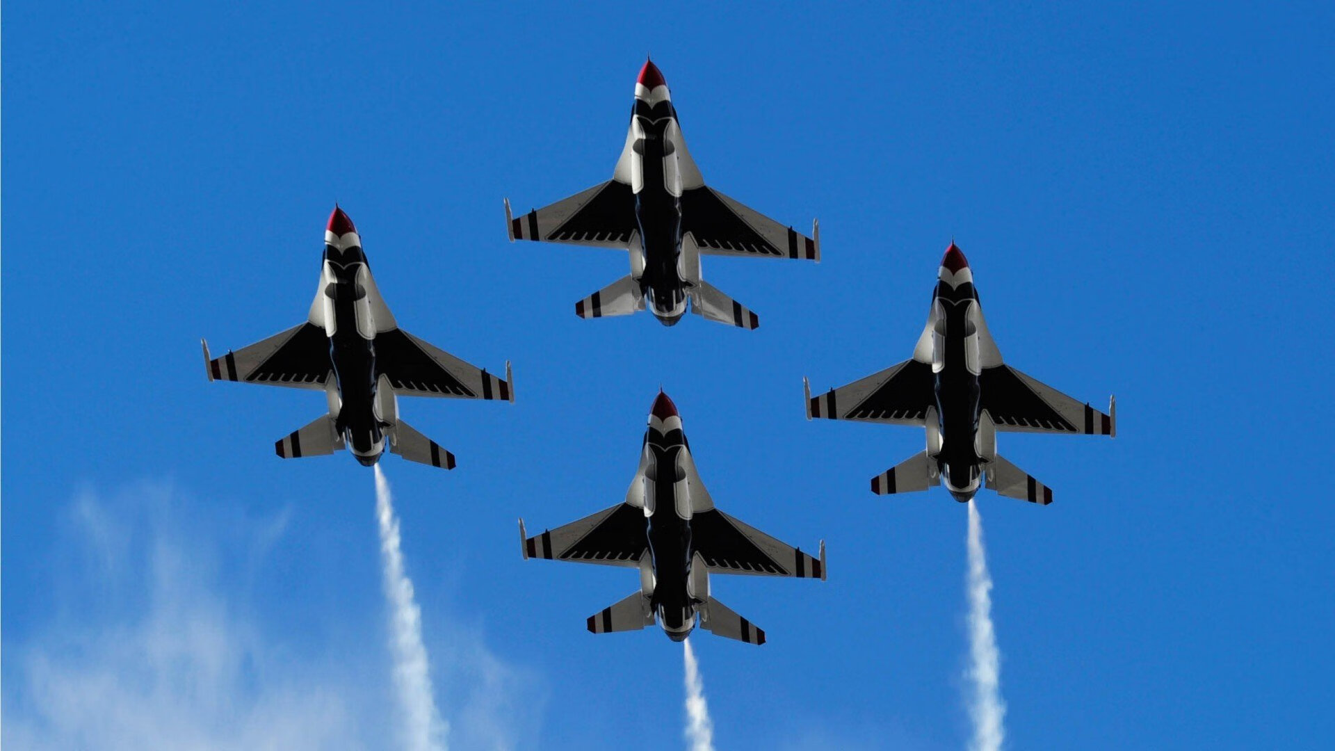 九游jiuyou-“腰旗橄榄球：新型竞技方式成为东部新区的焦点”