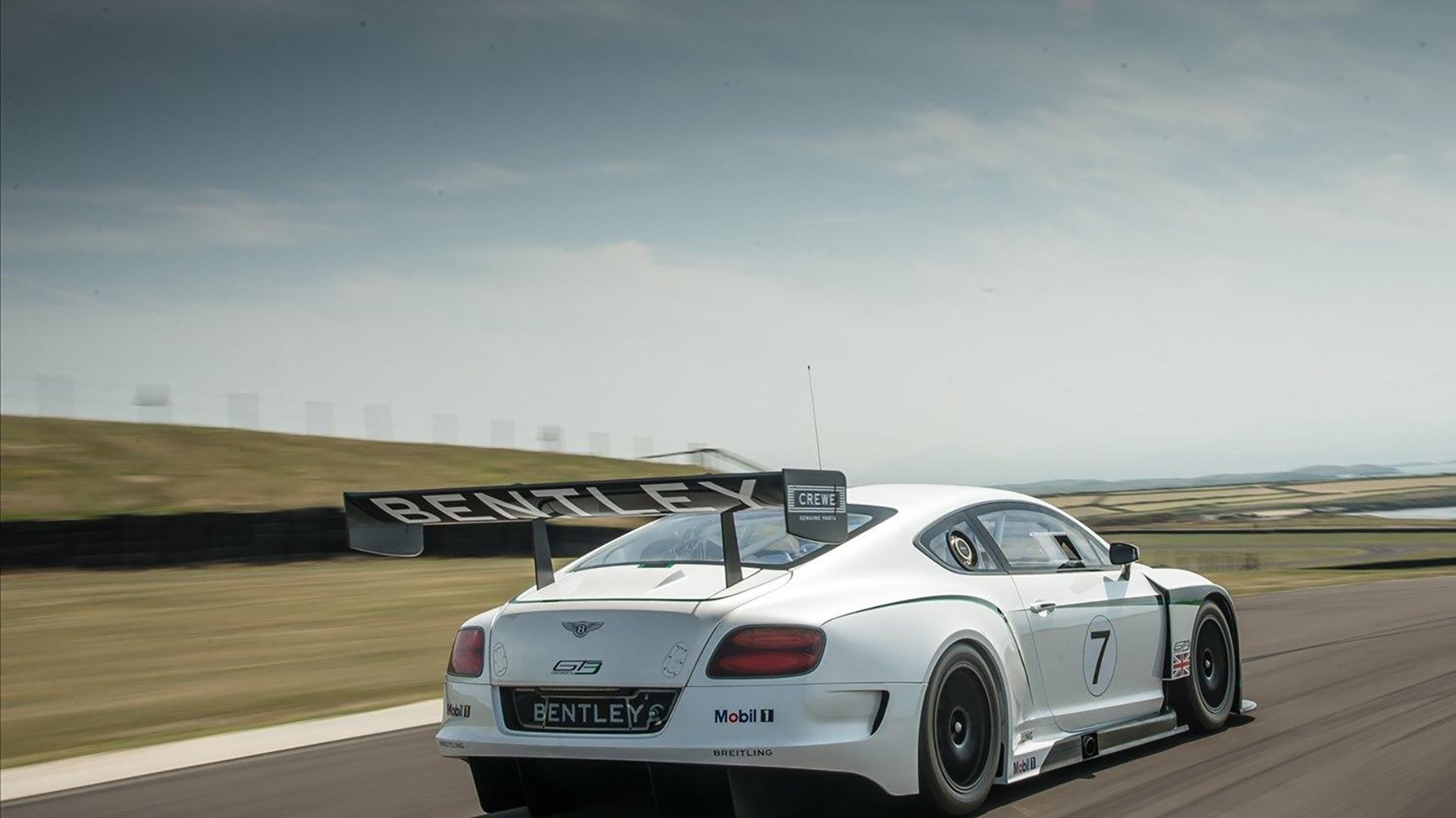 九游娱乐(jiuyou)官网-“马科斯·莫奇的防守技巧与战术适应力，助力阿根廷美洲狮队全面崛起”