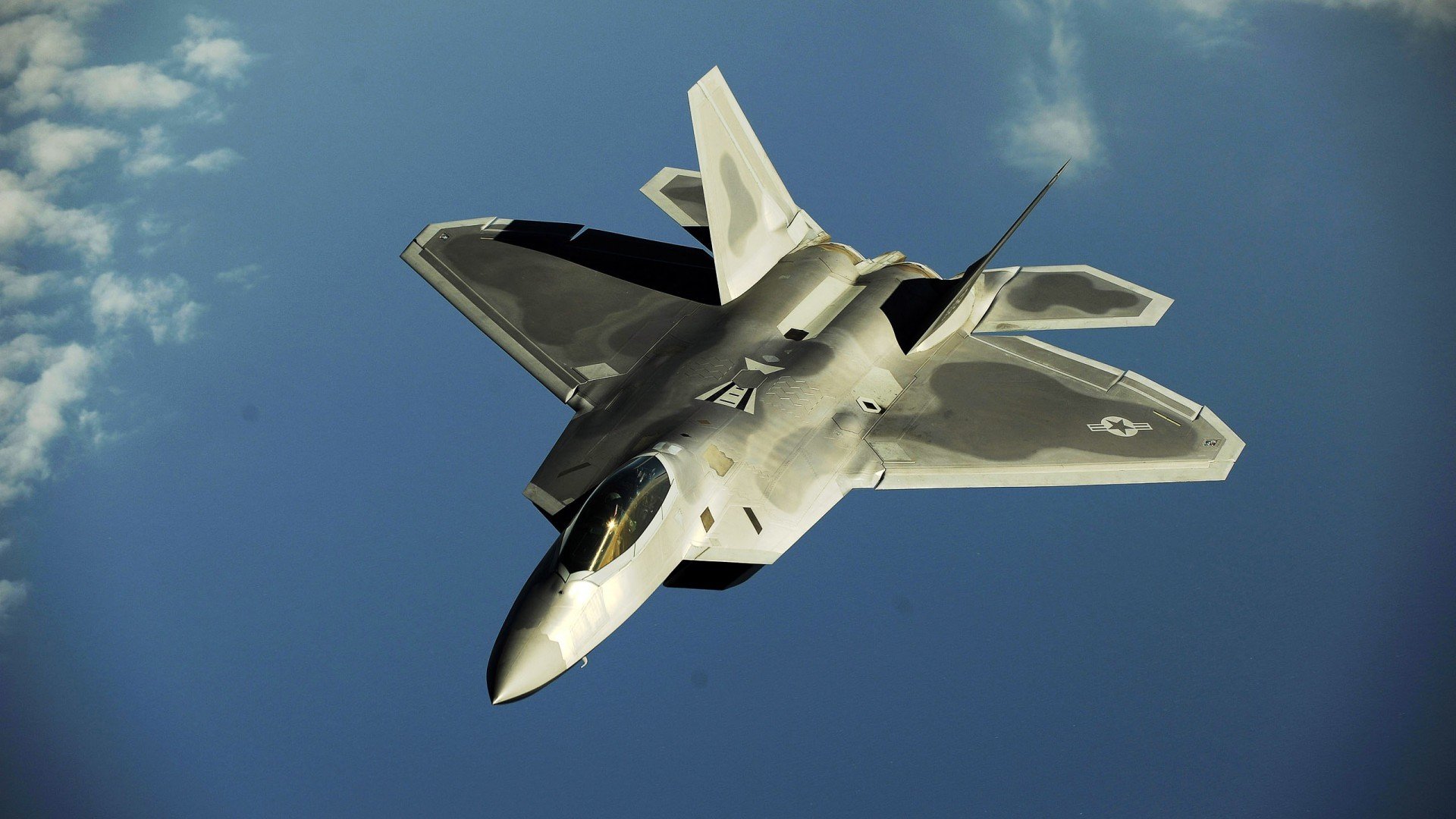 法国女子接力队默契提升明显,法国接机