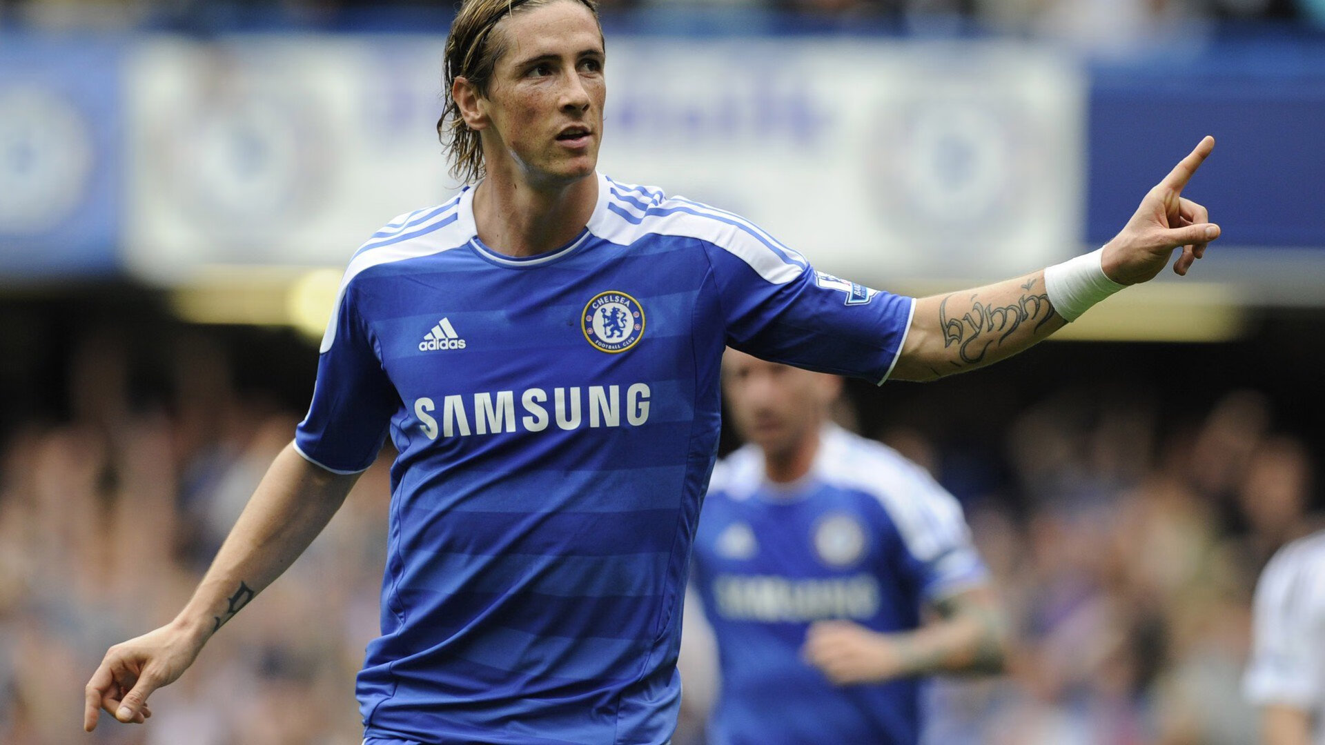 五大联赛上座率变化是否对主队战术部署产生影响，上座率最高的球队